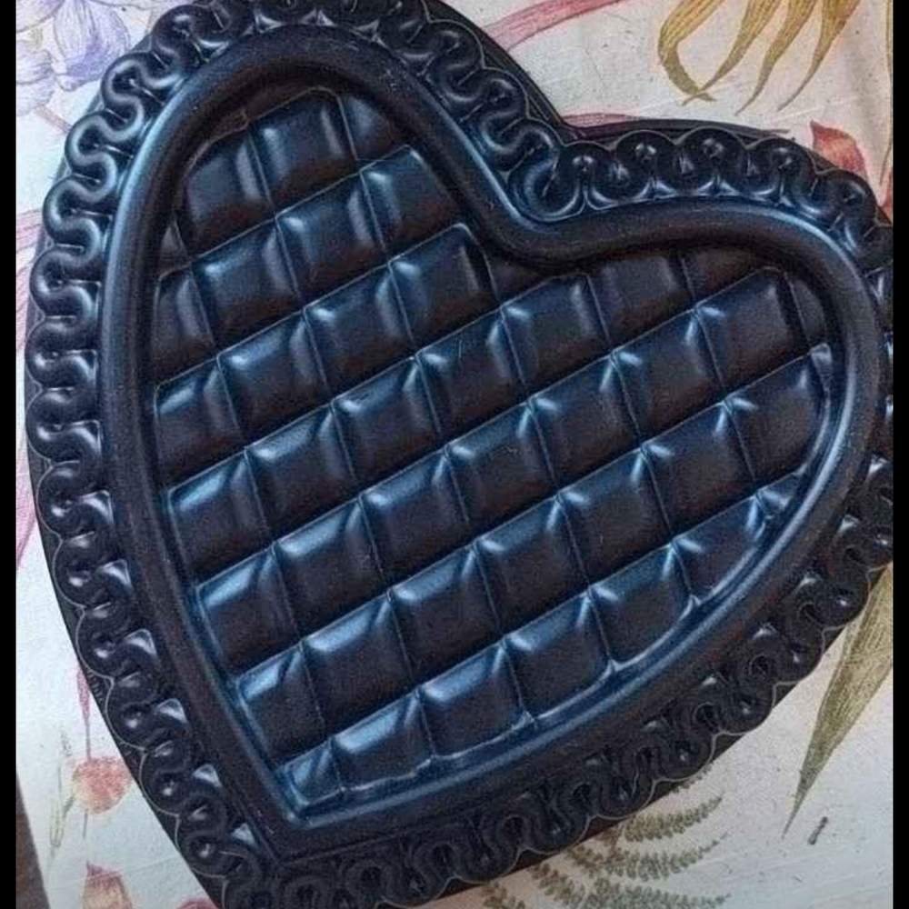 Nordicware Heart Pan